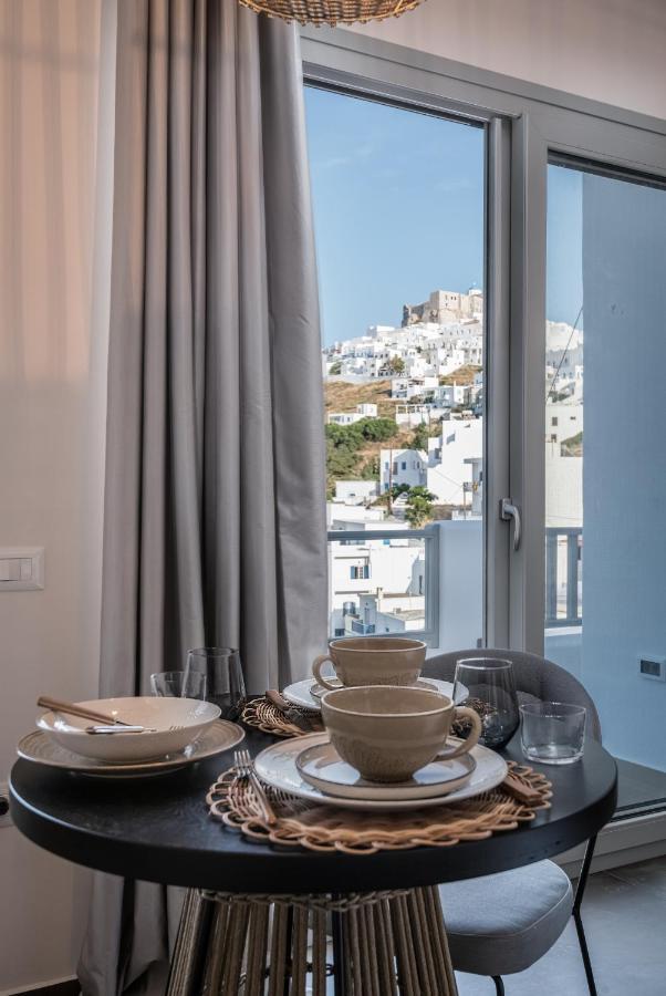 Vivere Luxury Suites Pera Gyalos 외부 사진