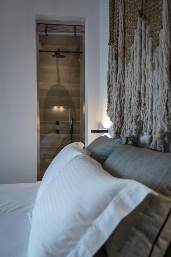Vivere Luxury Suites Pera Gyalos 외부 사진