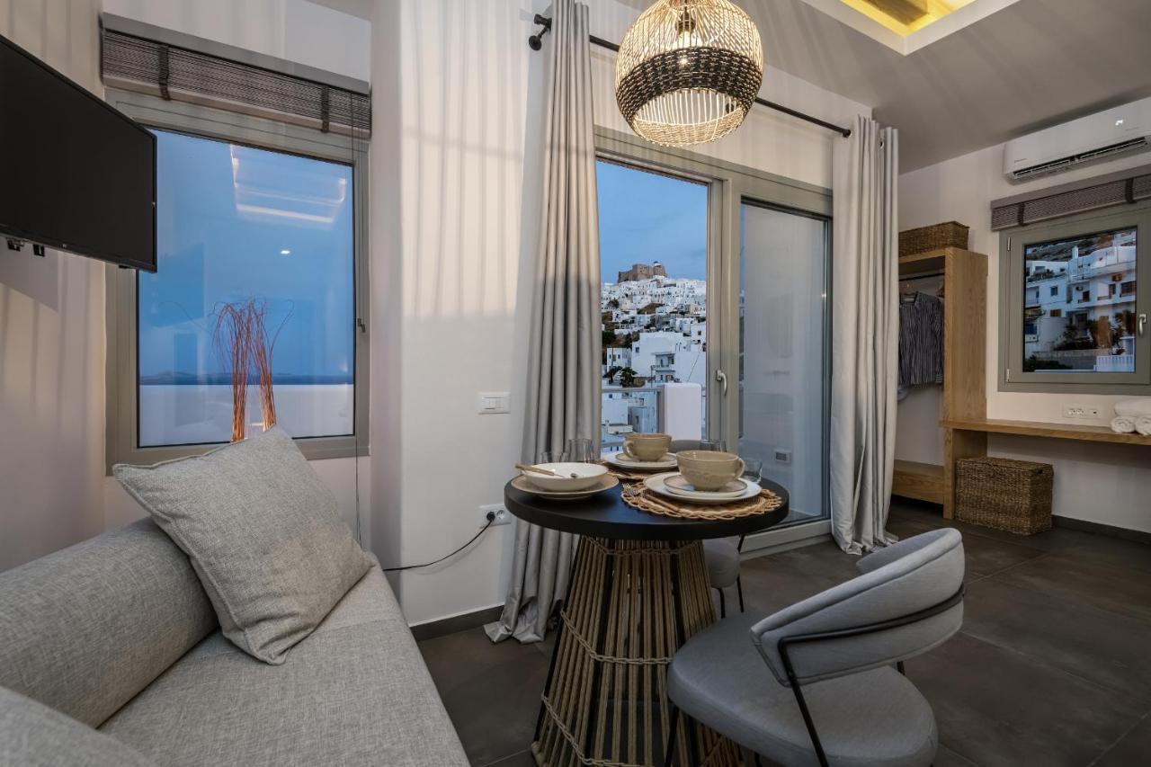 Vivere Luxury Suites Pera Gyalos 외부 사진