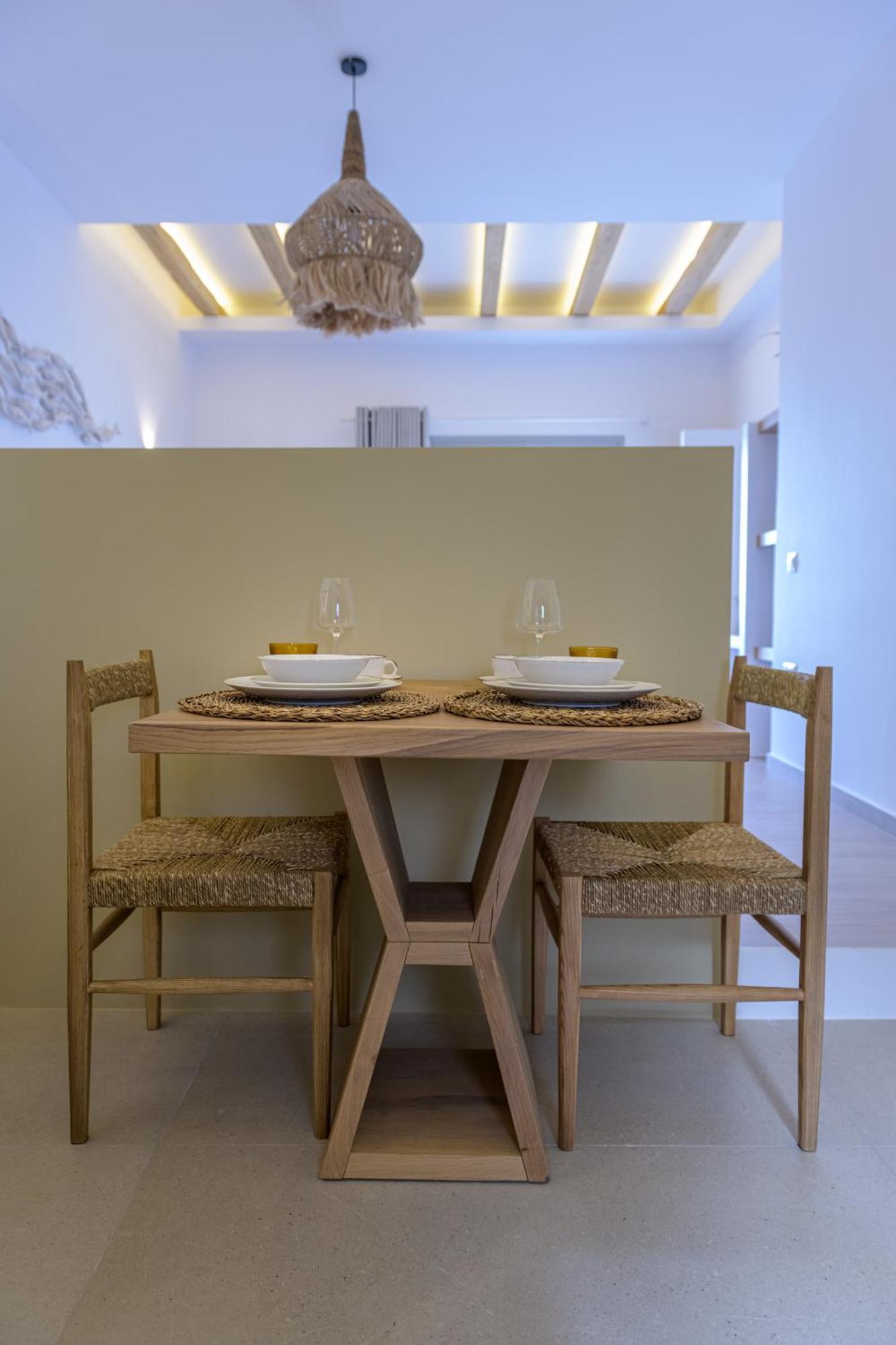 Vivere Luxury Suites Pera Gyalos 외부 사진