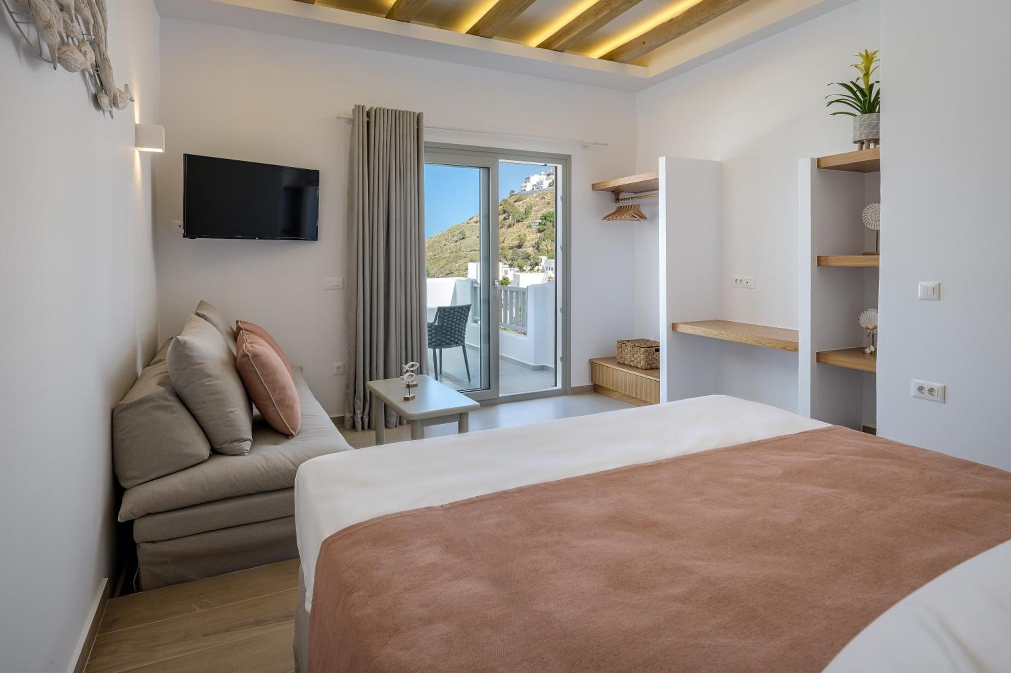 Vivere Luxury Suites Pera Gyalos 외부 사진